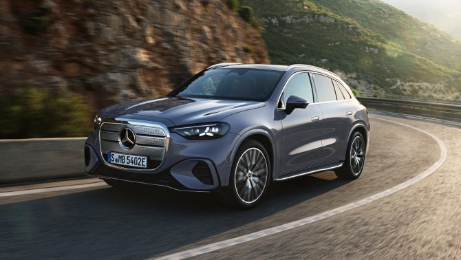 Mercedes-Benz GLC EV sắp có bản hiệu suất 'khủng' 900 mã lực, thách thức cả siêu xe