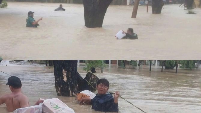 Xúc động cảnh thầy cô bơi lội giữa dòng nước lũ, tiếp tế lương thực cho gần 500 học sinh