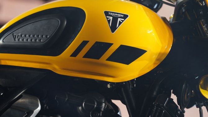 ‘Vua côn tay’ mới của Anh quốc chính thức ra mắt: Thể thao hơn Honda Winner R và Exciter, giá dễ mua