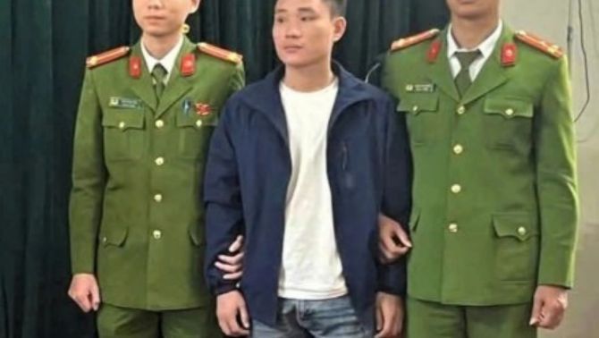 Cho rằng bị 'soi mói', gã đàn ông say rượu ở Hà Tĩnh đánh Tổ trưởng an ninh đến chấn thương sọ não