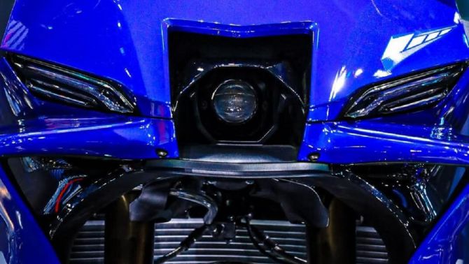 Yamaha chính thức ra mắt ‘vua côn tay’ mới chất hơn Exciter, trang bị át vía Honda Winner R, giá mềm