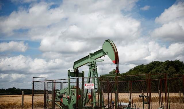 Cập nhật giá xăng hôm nay 3/12: Tiếp tục giảm, giá xăng dầu đang ở mức thấp nhất 10 tháng qua