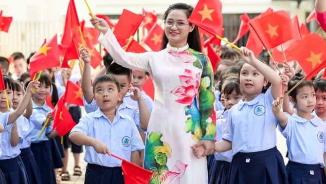 Chế độ nghỉ hưu sớm, muộn riêng biệt của nhà giáo năm 2026: Điều kiện để hưởng đầy đủ lương hưu? 