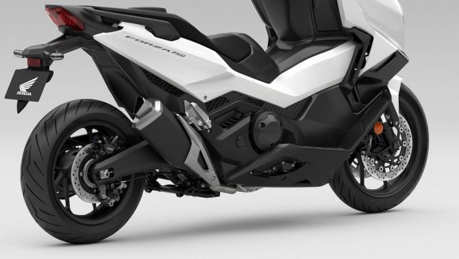 Tin xe hot 3/12: Honda chính thức ra mắt ‘ông hoàng xe ga’ mới chất hơn SH và Air Blade, giá hấp dẫn