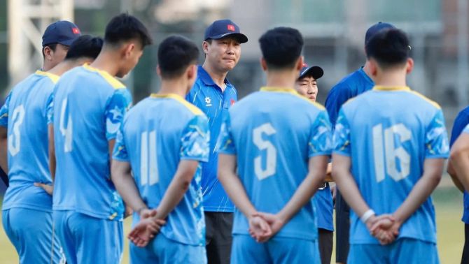U22 Việt Nam đón tin vui sau trận thắng Lào, HLV Kim Sang-sik hưởng lợi từ lịch thi đấu SEA Games 33