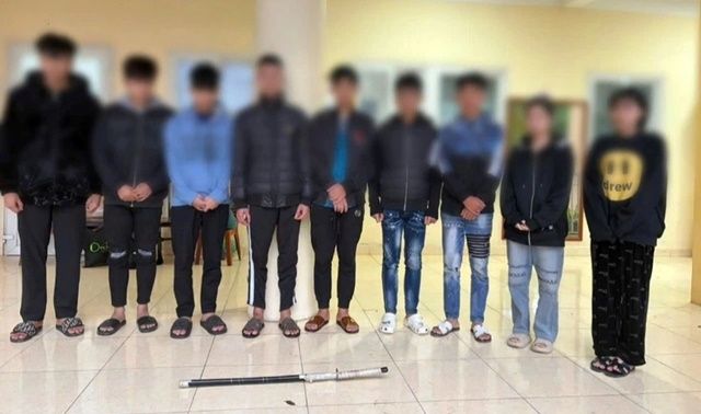 Diễn biến mới vụ 2 thanh niên bị nhóm người đuổi theo, dùng kiếm chém ở Hà Nội