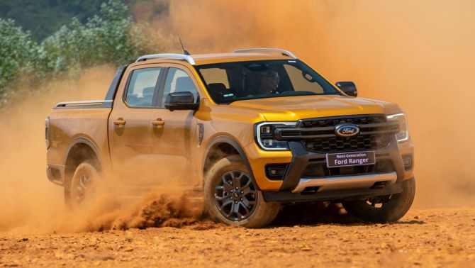 Ford khuấy đảo tháng 12/2025: Giá xe giữ mức ‘ngon’, Ranger và Everest tiếp tục áp đảo phân khúc