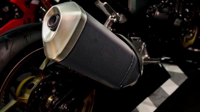 Honda chính thức ra mắt ‘huyền thoại côn tay’ mới xịn hơn Winner R: Đẳng cấp vượt thời gian, giá mềm