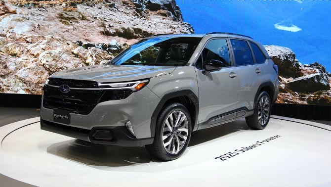 Subaru Forester đại thắng tại quê nhà, chính thức trở thành Xe của năm 2025–2026