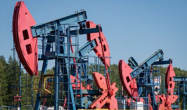 Cập nhật giá xăng dầu hôm nay 9/12: Tiếp tục đà giảm