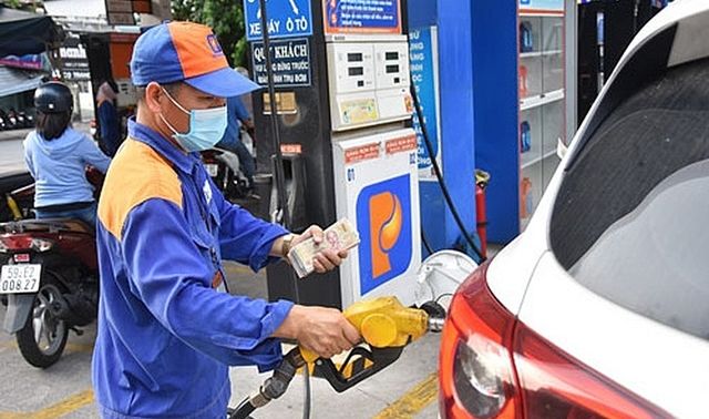 Giá xăng dầu hôm nay 10/12: Thị trường rơi tự do, bước vào nhịp giảm sâu