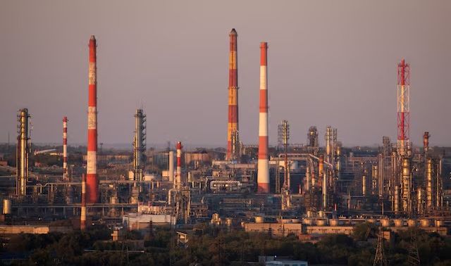 Doanh thu xuất khẩu xăng dầu của Nga chạm mức thấp nhất kể từ cuộc chiến với Ukraine nổ ra