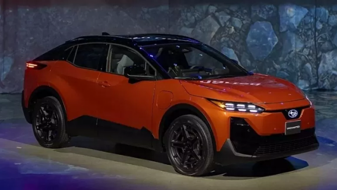 Subaru Uncharted 2026 ra mắt: SUV điện giá từ 921 triệu đồng, mạnh 221 mã lực, ‘ngập’ công nghệ
