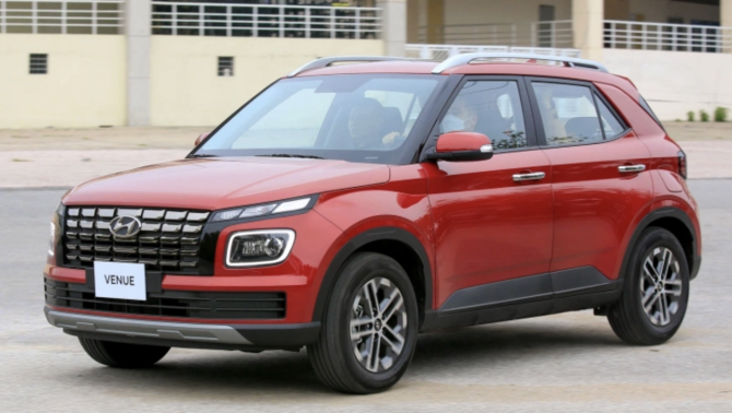 SUV cỡ A ‘chạy đua’ hạ giá cuối năm: Hyundai Venue, Suzuki Fronx ‘chạm đáy’, giá dưới 500 triệu đồng