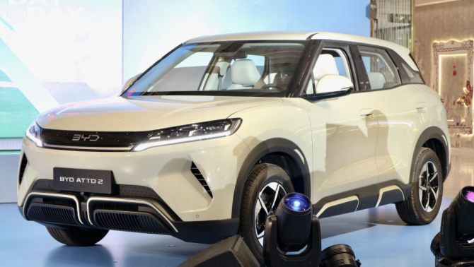 Giá ô tô BYD tháng 12/2025: Atto 2 từ 669 triệu, M9 chạm mốc 2,38 tỷ đồng