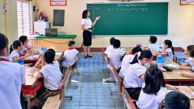 Giáo viên tiểu học 2026 áp dụng hai bảng lương, hệ số đặc thù tăng đáng kể khiến nhiều người bất ngờ