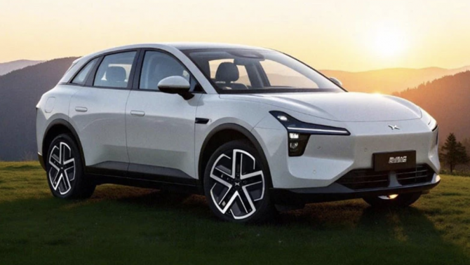 Điểm tin ô tô 21/12: SUV XPeng giá cực rẻ chỉ 370 triệu lộ diện, xe điện 326 mã lực gây chú ý