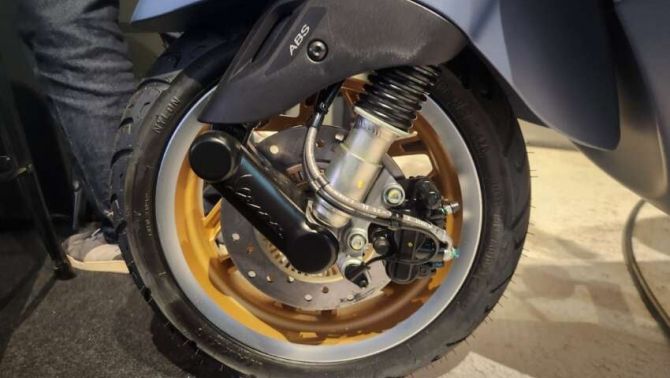 ‘Kỳ phùng địch thủ’ của Honda SH ra mắt với thiết kế ấn tượng hơn Air Blade, giá bán cực kỳ hấp dẫn