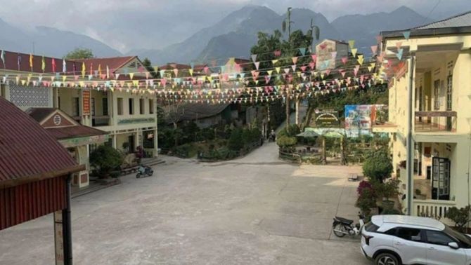 Lào Cai: Hàng trăm phụ huynh phản đối, giữ con ở nhà vì sắp xếp trường học mới xa 8 km, đại diện lãnh đạo lên tiếng