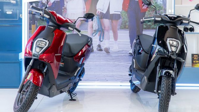 Honda ICON e: giảm giá cực ‘sốc’ chỉ còn 17 triệu đồng tại đại lý: Khách Việt đổ xô mua thay xe xăng