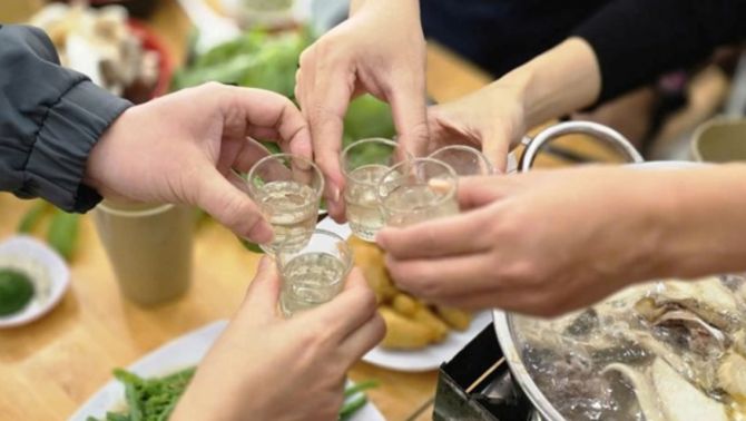 Thông tin mới nguồn gốc rượu ngâm gây ngộ độc một người tử vong ở Hải Phòng, ai phải chịu trách nhiệm?