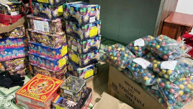 Phát hiện hơn 1,5 tấn pháo giả gần dịp tết Nguyên đán 2026, người dân đặc biệt chú ý!