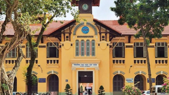 Diễn biến mới vụ sinh viên sư phạm năm 3 vẫn chưa được nhận hỗ trợ, nhà trường nói gì?