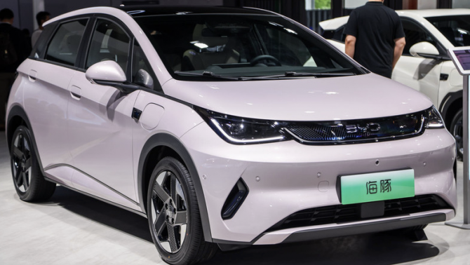 BYD Dolphin đời mới chuẩn bị ra mắt tại Việt Nam: Thiết kế tinh chỉnh, giá ‘mềm’ hơn để cạnh tranh