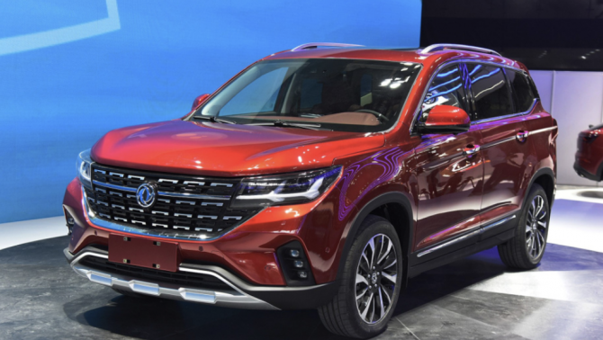 Thách thức lớn cho Mazda CX-5: SUV hạng C giá gần 580 triệu đồng, công suất 163 mã lực