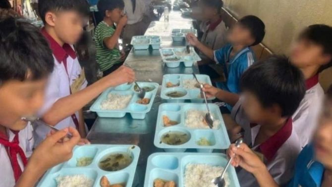 Vẫn còn 15 trường học với gần 1.500 học sinh chưa nhận được tiền ăn từ dự án 'Nuôi em'