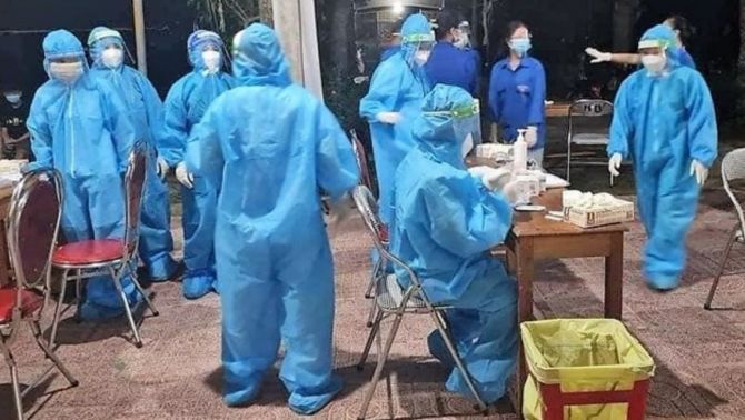 Y bác sĩ tuyến đầu Nghệ An cầu cứu vì phụ cấp chống dịch COVID-19 chưa được nhận, vướng mắc nằm ở đâu?