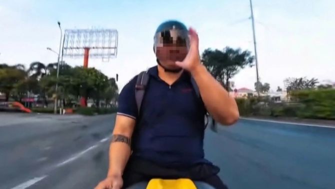 'Câu view' bằng clip chạy mô tô buông 2 tay ở TP.HCM, nam thanh niên đối diện án phạt chưa từng có