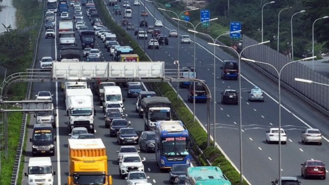 Hàng triệu chủ ô tô cần nắm rõ việc điều chỉnh phí đường bộ 2026: Mở rộng miễn phí, đơn giản thủ tục