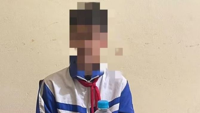 Nam sinh lớp 7 bị phát hiện làm điều đáng sợ sau lưng gia đình, sững sờ lời khai trước công an