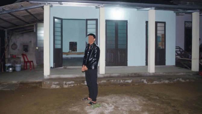 Sợ hãi cảnh nam thanh niên đột nhập nửa đêm, dùng vũ lực cướp tiền của cụ bà: Danh tính kẻ cướp?