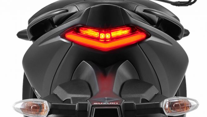 Suzuki chính thức ra mắt ‘vua côn tay’ mới giá 45 triệu đồng: Chơi tới bến Honda Winner R và Exciter