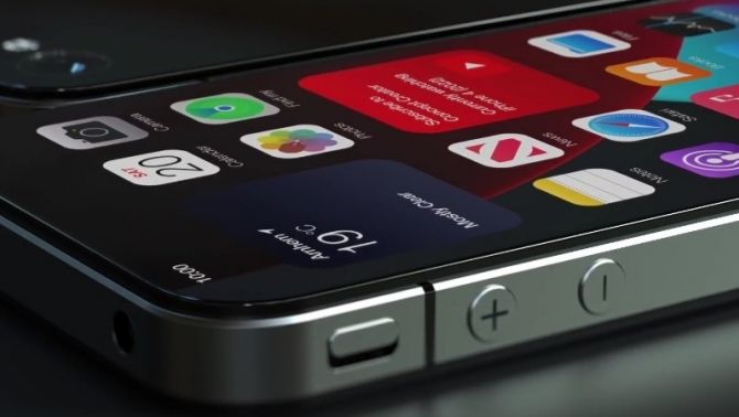 Chiếc iPhone 300 nghìn đồng ngỡ đã ngủ quên 'đội mồ' sống dậy gây sốt giới trẻ thế giới