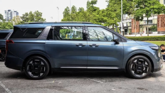 Điểm tin ô tô 18/1: Kia Carnival 2026 ra mắt, Fortuner thế hệ mới lộ diện, giá xe Kia gây chú ý