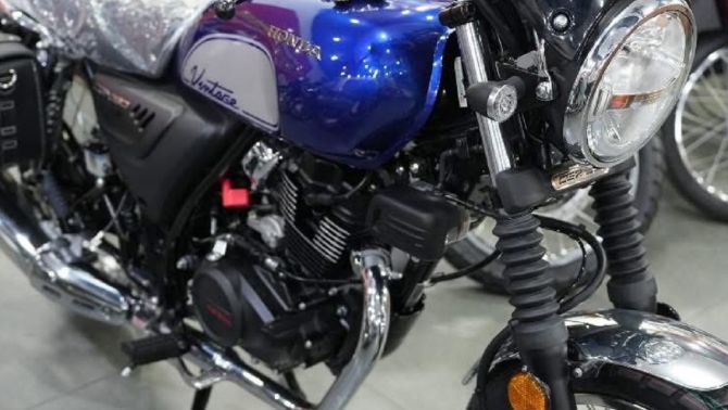 ‘Vua côn tay’ 150cc mới của Honda về đại lý Việt giá 76 triệu đồng: Khắc chế cứng Yamaha Exciter 155