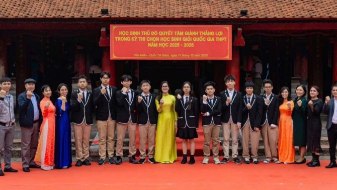 Cả đội tuyển đều có giải, một trường Hà Nội khiến phụ huynh bất ngờ với quyết định ‘thưởng khủng’ hàng trăm triệu