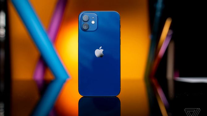 Đây là iPhone rẻ nhất Việt Nam có màn OLED, camera kép như iPhone 17, cực ổn để dùng lâu dài