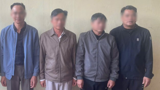 Bắt quả tang 4 người đánh bạc, thu giữ 86 triệu đồng tại Quảng Ninh