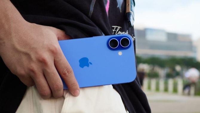 iPhone 16 Plus pin bao nhiêu? So với iPhone 17 Pro thì sao?