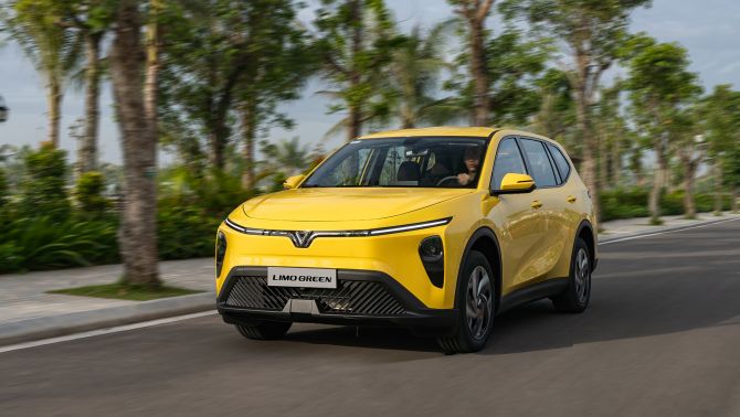 MPV điện 7 chỗ cho xe dịch vụ: Limo Green ‘ăn điểm’ từ trải nghiệm đến hiệu quả kinh tế