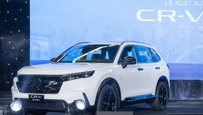 Honda CR-V e:HEV lắp ráp tại Việt Nam ra mắt: Có thêm phiên bản mới, giá bán 'chờ chính sách thuế'