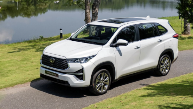 Điểm tin ô tô 4/2: Mitsubishi Pajero 2027 lộ diện, xe hybrid giảm thuế, giá xe Subaru tháng 2/2026