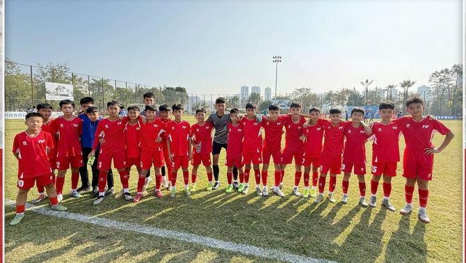 Đàn em Thanh Nhàn, Hiểu Minh tỏa sáng, đội bóng Việt Nam thắng hủy diệt 11-0 trước CLB Trung Quốc