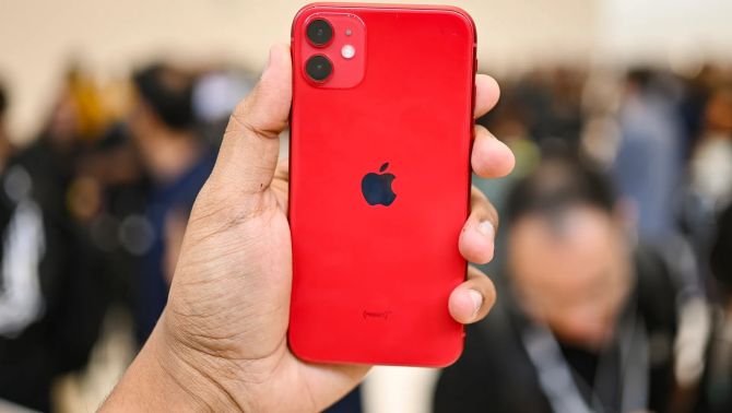 Đây vẫn là iPhone rẻ nhất Việt Nam, ngon bổ rẻ vô địch chiến tốt mọi tính năng cơ bản như iPhone 17