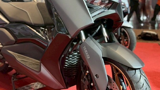 Yamaha chính thức ra mắt ‘vua xe ga’ mới khắc chế cứng Honda SH: Có ABS, màn hình khủng, giá hấp dẫn