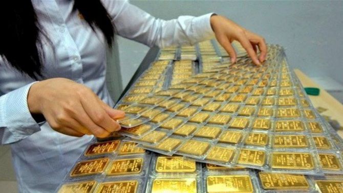 Bán vàng miếng có thể phải nộp thuế, tranh luận dậy sóng và phản hồi đáng chú ý từ Bộ Tài chính